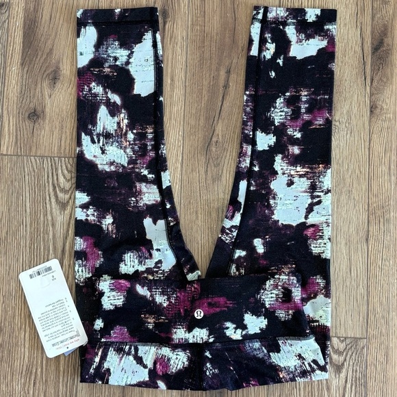 NWT Lululemon Wunder Under Crop III Kara Blossom Leggings Size 6 - Picture 1 of 6